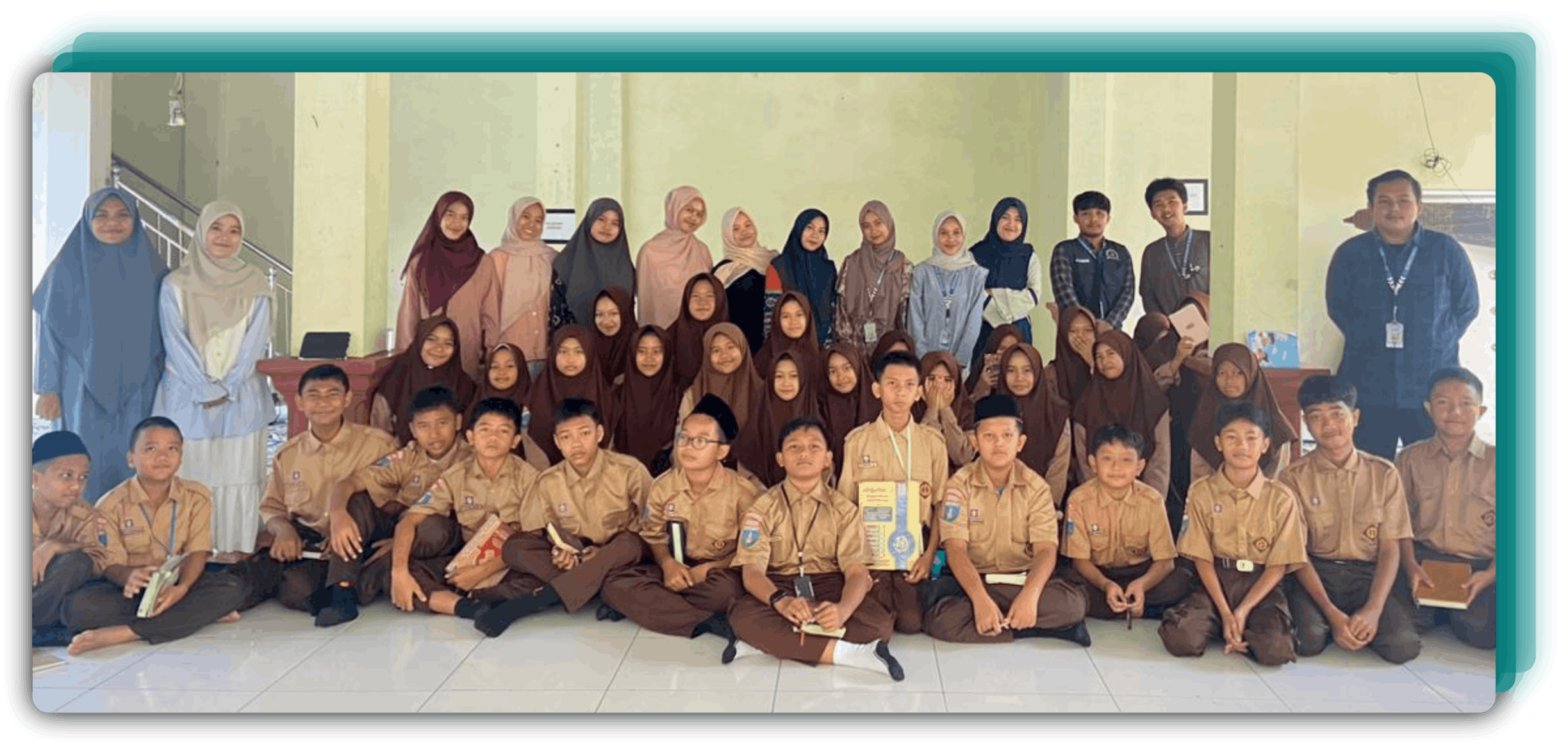 Pembinaan kegiatan ekstrakurikuler siswa